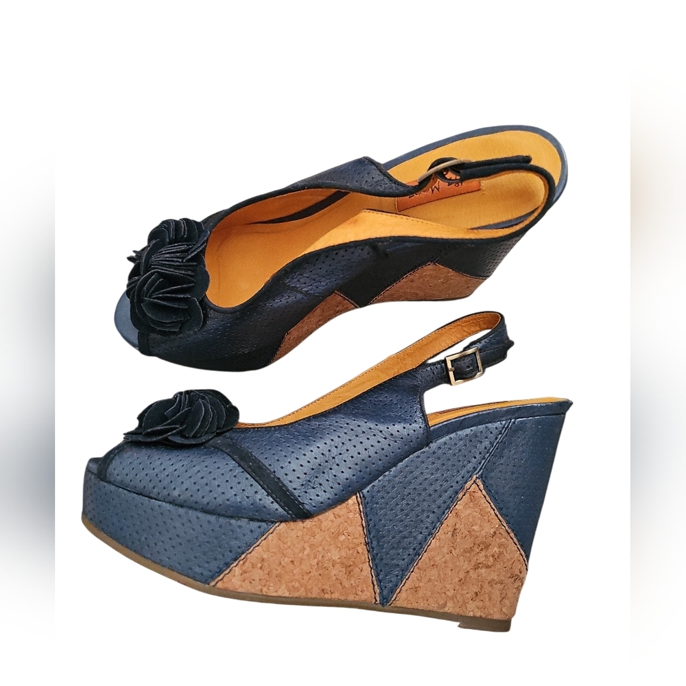 Miz Mooz Lynn Navy Blue Leather Cork Wedge Sandals Sz 8.5 New